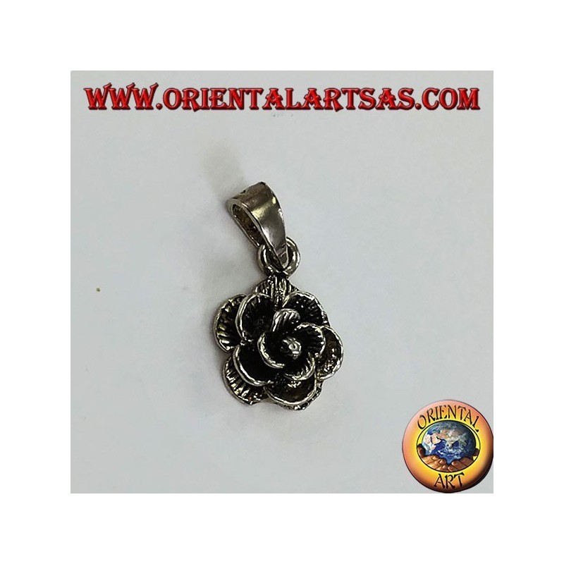 Silver pendant in the form of a rose flower 