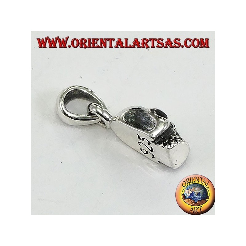 Colgante de plata maciza con forma de calavera