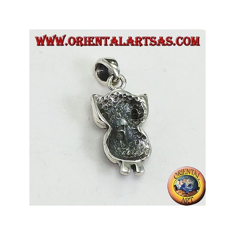 Pendentif en chouette argentée avec de grands yeux