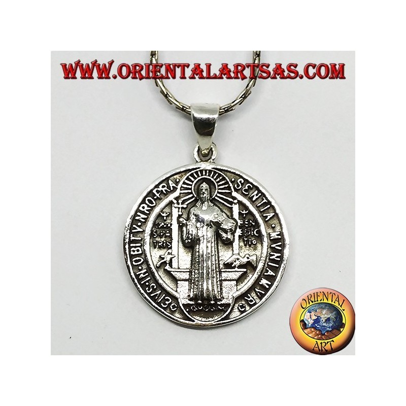 Pendentif en argent Médaillon de saint Benoît