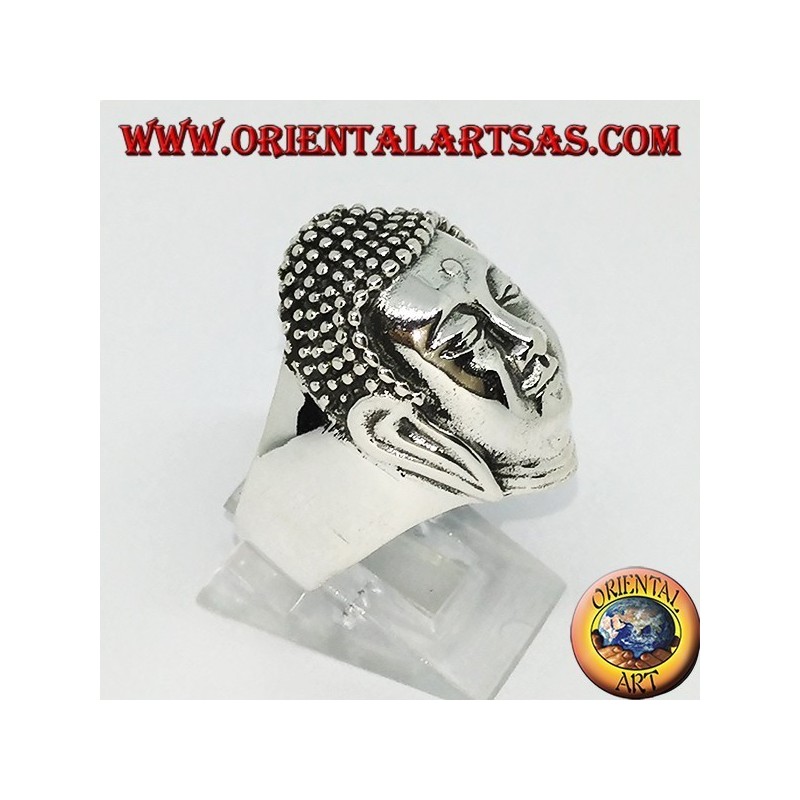 Silver ring head of the great Buddha