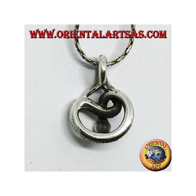 Ciondolo in argento serpente annodato