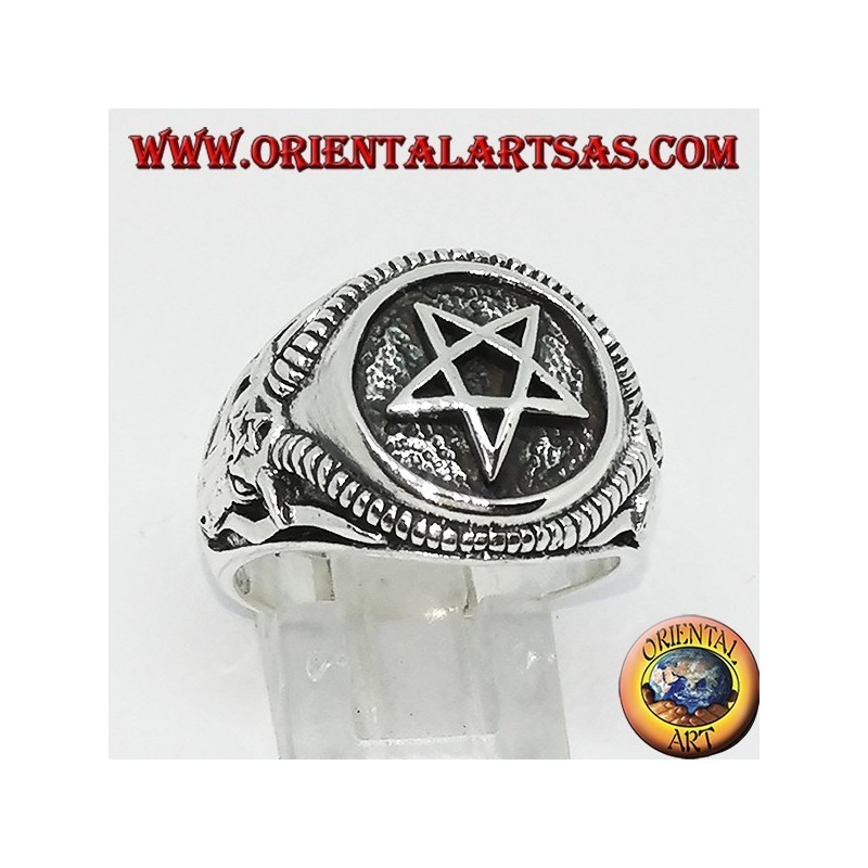 Bague en argent avec pentacle et Bafometto (le haricot de Mendes)