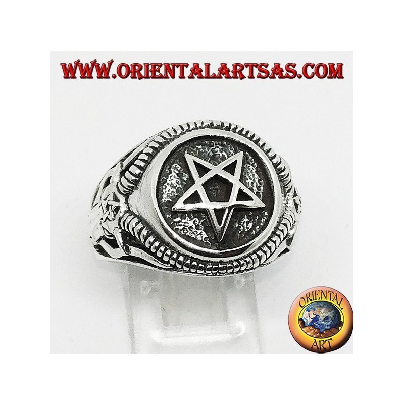 Bague en argent avec pentacle et Bafometto (le haricot de Mendes)