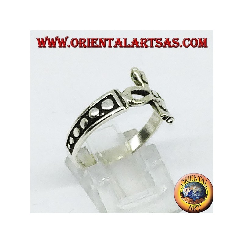 Silberring mit Ankh von besetztem Kreuz