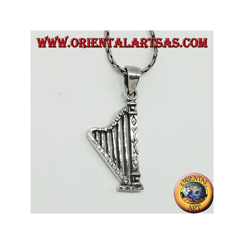 Colgante de plata, instrumento musical arpa.
