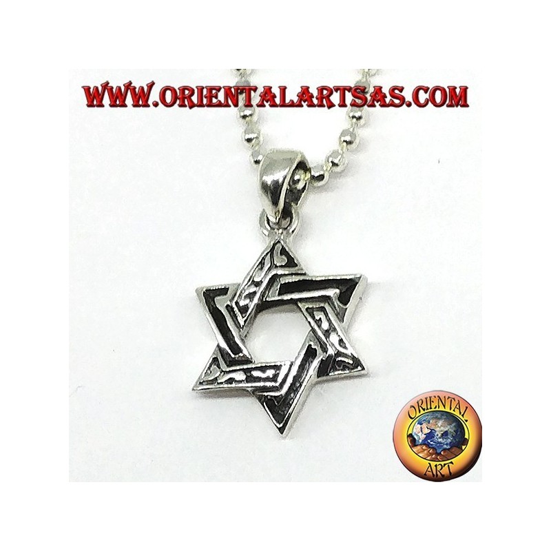 Colgante en plata, estrella de david (estrella de seis puntas) de espesor.