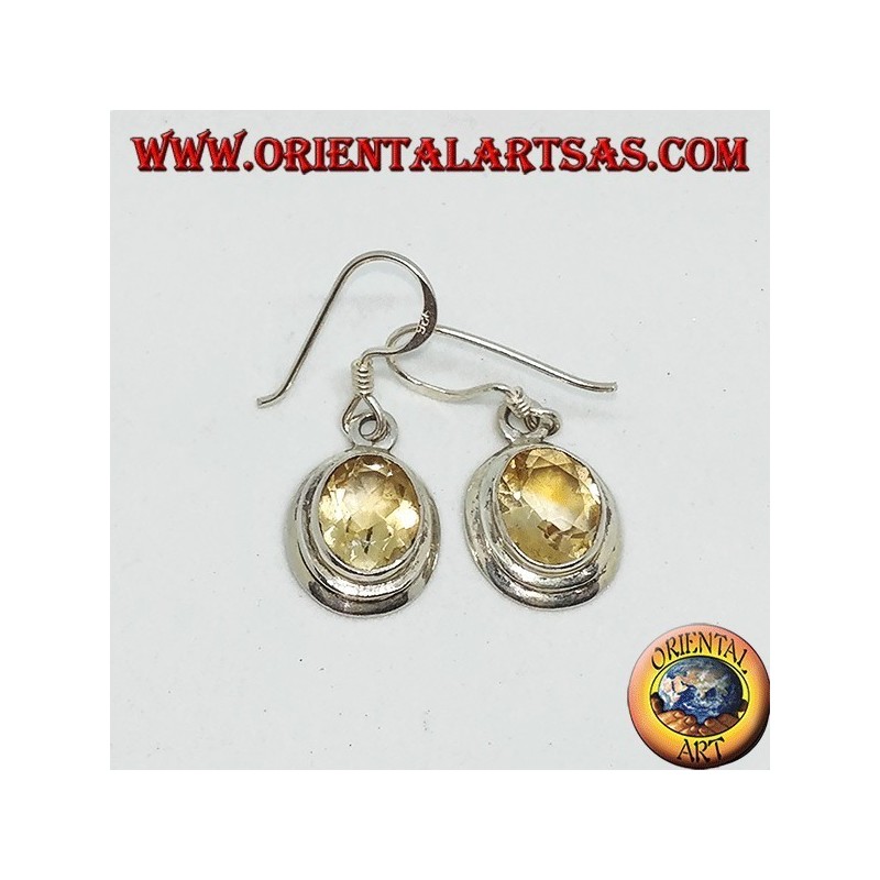 Boucles d'oreilles en argent avec topaze naturelle ovale à facettes