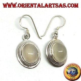 Pendientes de plata con piedra de luna ovalada (adularia)
