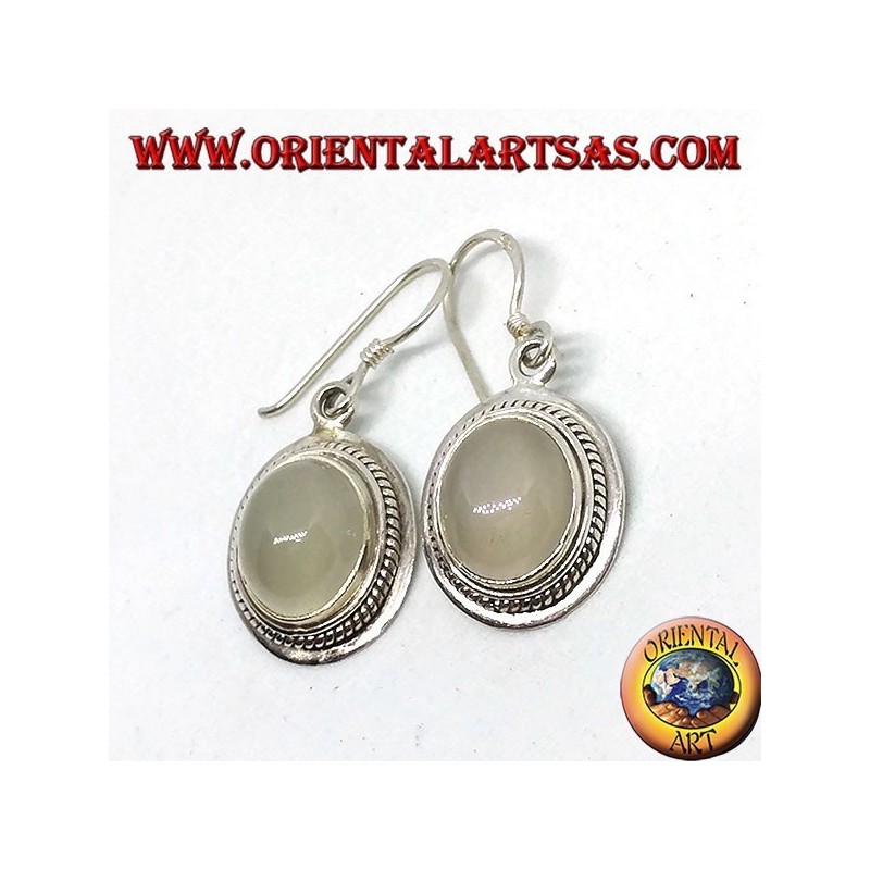 Pendientes de plata con piedra de luna ovalada (adularia)