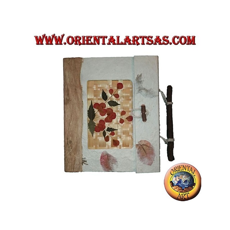 Photo album in rice paper and flower petals with closure, 20 cm
