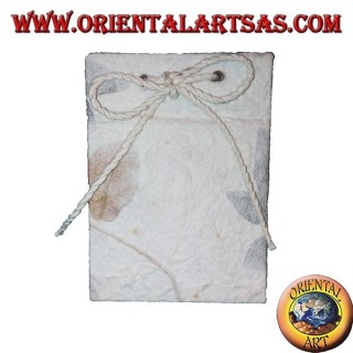 Notebook in rice paper and flower petals with vertical opening, 10 cm