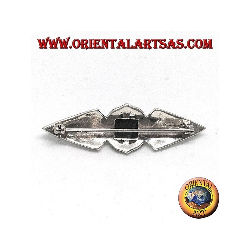 Silver brooch with marcasites and rectangular onyx