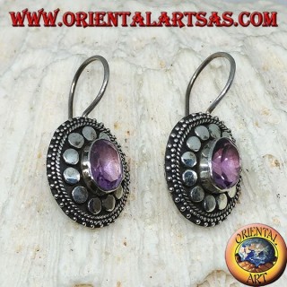 Pendientes de plata con amatista ovalada con mano de obra en forma de flor