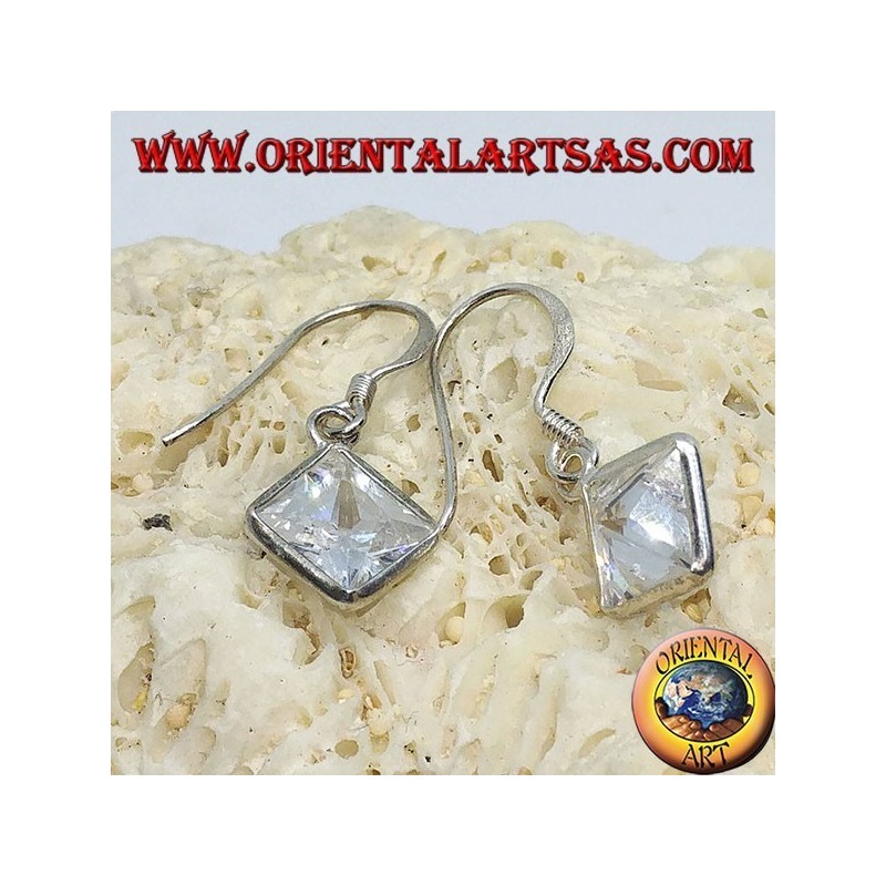 Boucles d'oreilles en argent avec losange zircon