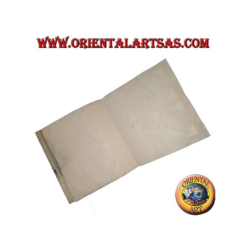 Photo album in rice paper and flower petals with closure, 27 cm