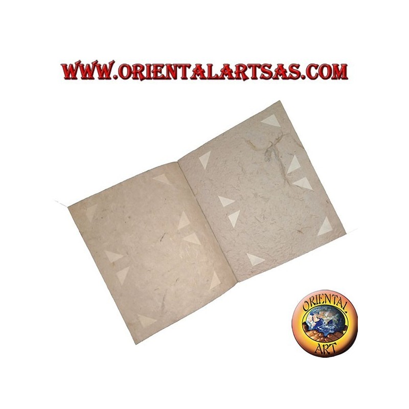 Álbum de fotos en papel de arroz con tapa azul y placa, 27 cm.