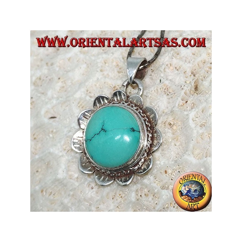 Pendentif en fleur de lotus en argent avec une centrale en Turquoise ronde tibétaine naturelle