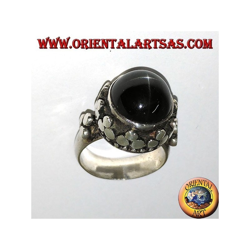 Anello in argento stile imperiale alto con Black Star incastonata