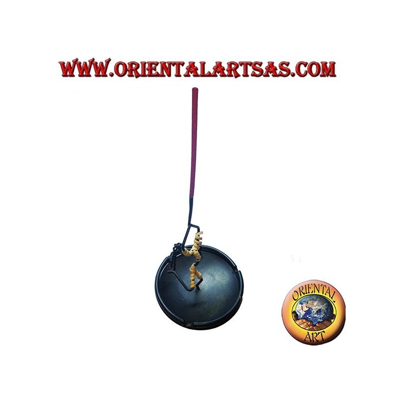 Brûlure d'encens, cendrier en fer forgé, la danseuse