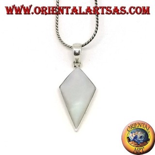 Silver pendant with shield-shaped mother-of-pearl