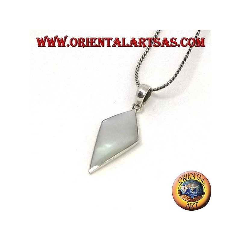 Silver pendant with shield-shaped mother-of-pearl