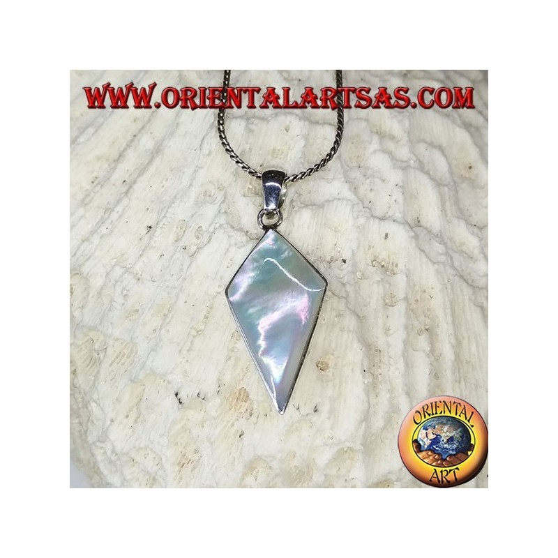 Silver pendant with shield-shaped mother-of-pearl