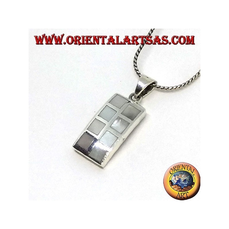 Pendentif en argent rectangulaire avec huit carrés de nacre alternés