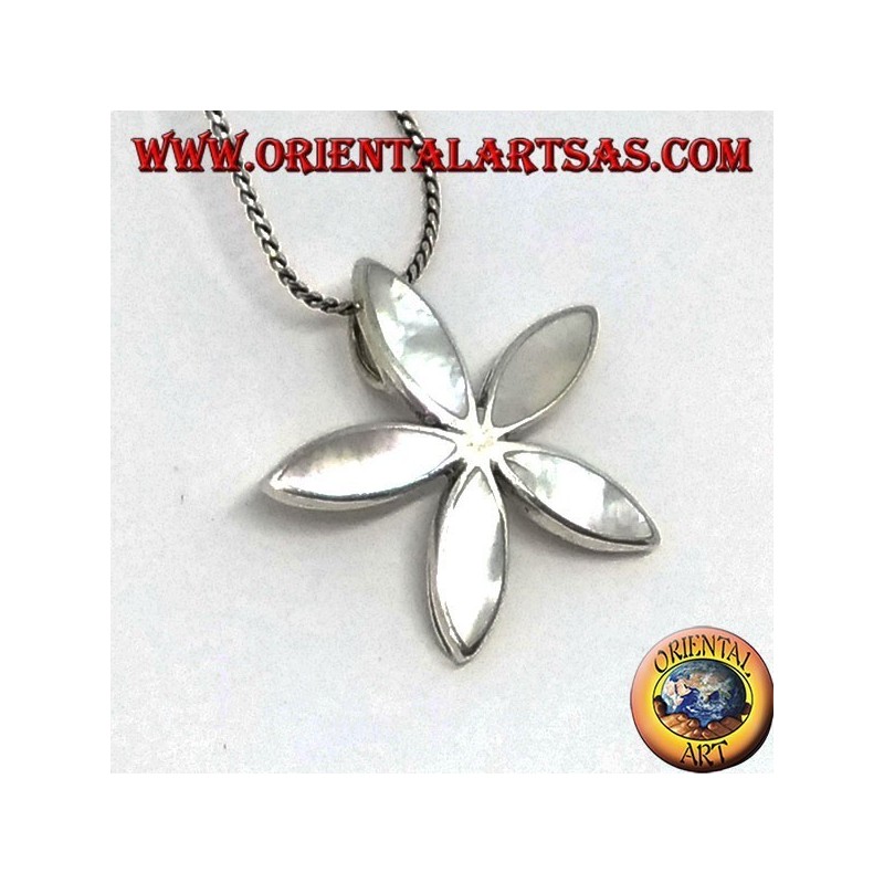 Silver pendant with star-shaped mother-of-pearl