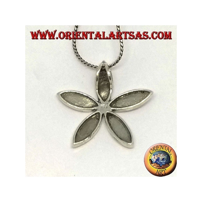 Silver pendant with star-shaped mother-of-pearl
