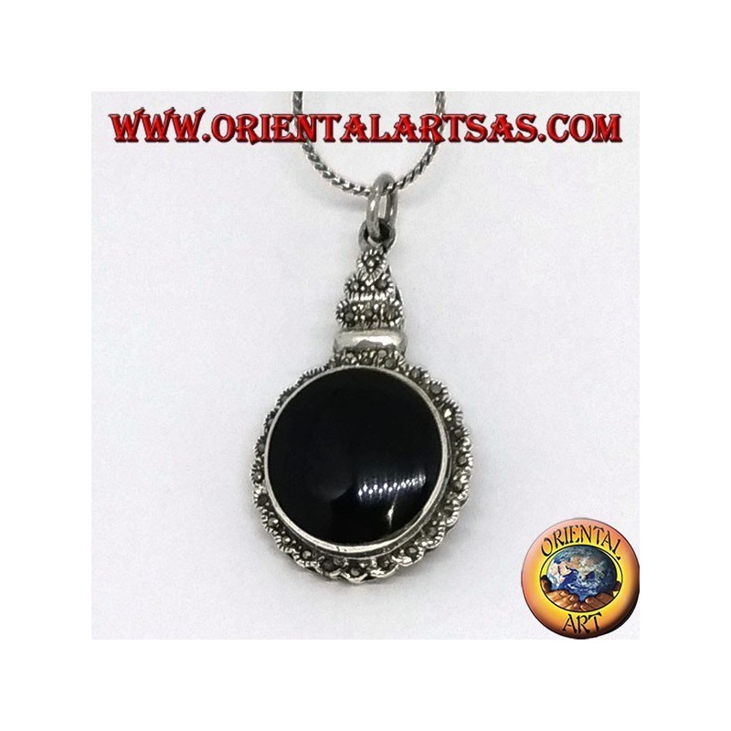 Silver pendant with round onyx and marcasite on the imperial style border