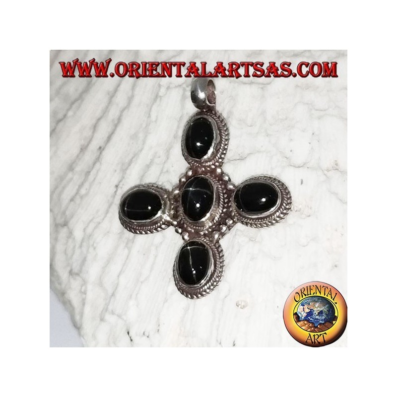 Pendentif en argent avec 5 étoiles noires de forme ovale (Diopside)