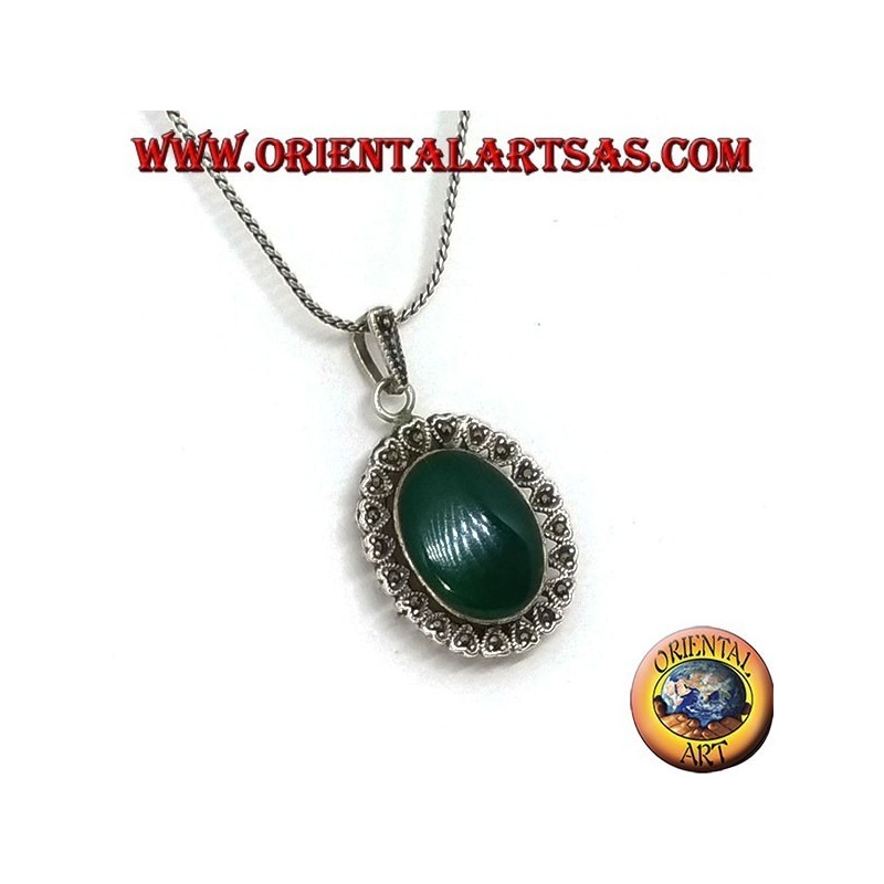 Silver pendant with oval green agate and heart marcasite on the edge