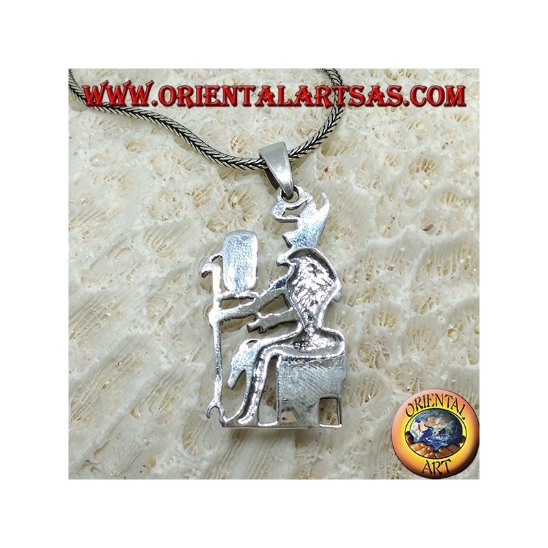 Pendentif en argent du dieu Horus assis sur le trône