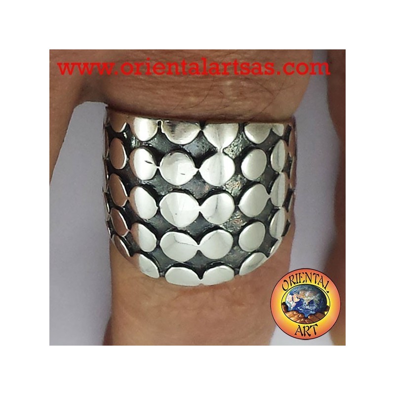 anello fascia borchiata