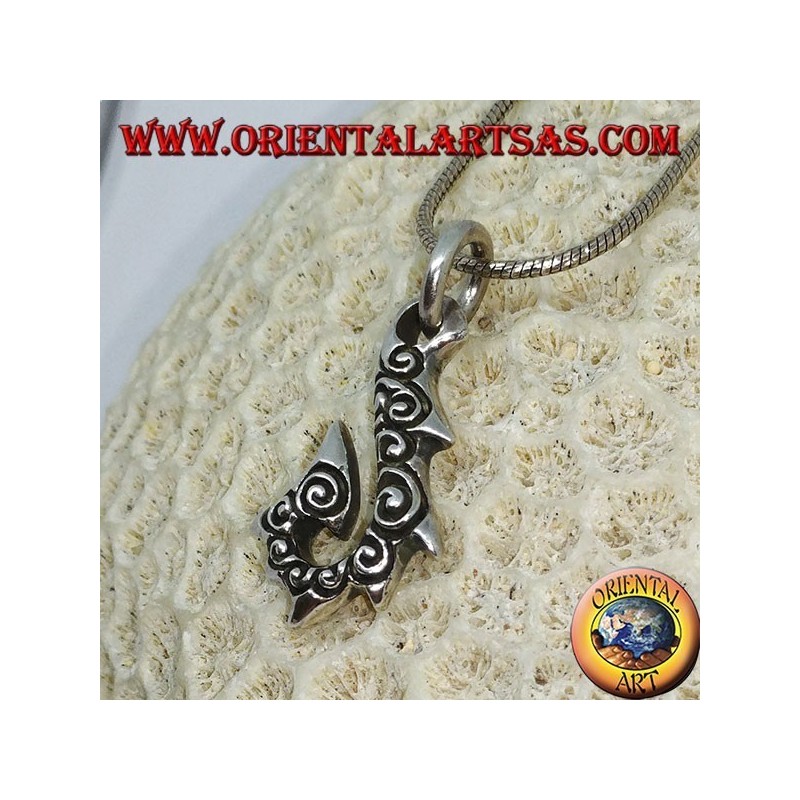 Silver pendant, HEI Matau fish hook typical of the Hawaiian Islands
