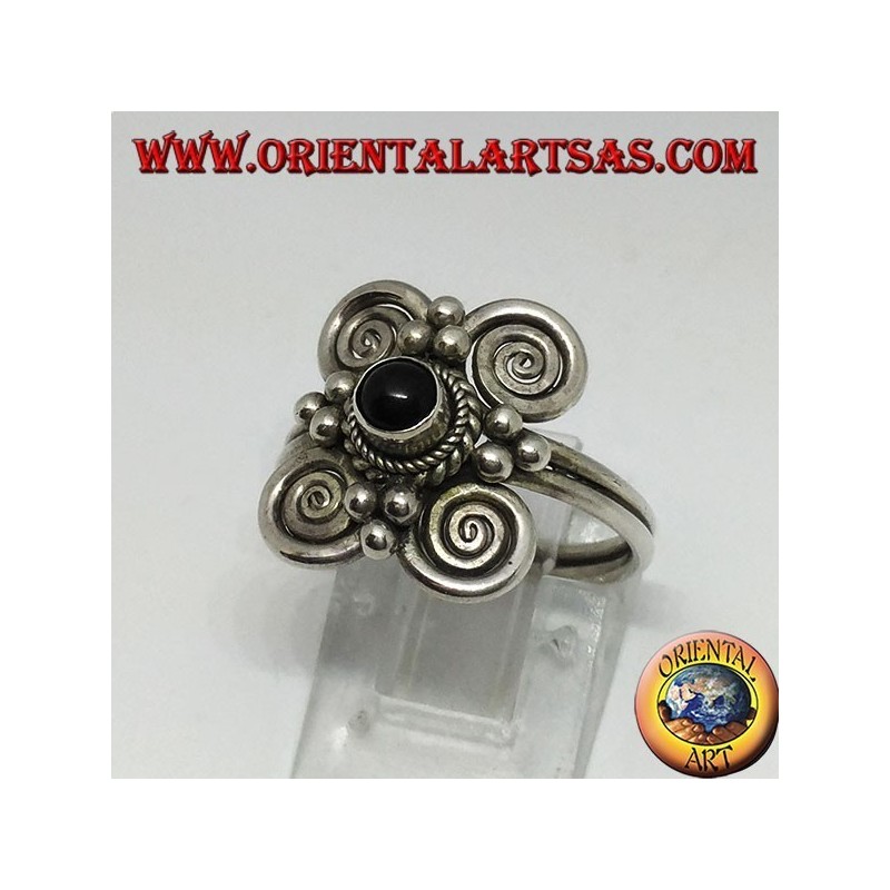 Silver ring with round onyx and 4 spirals around