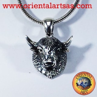 colgante de plata del bisonte