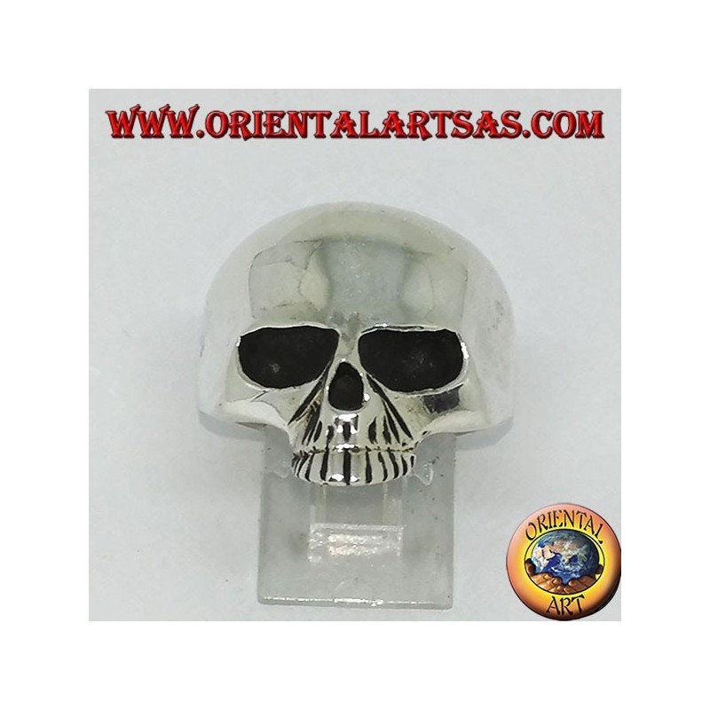 Anillo de plata, calavera sin mandíbula.