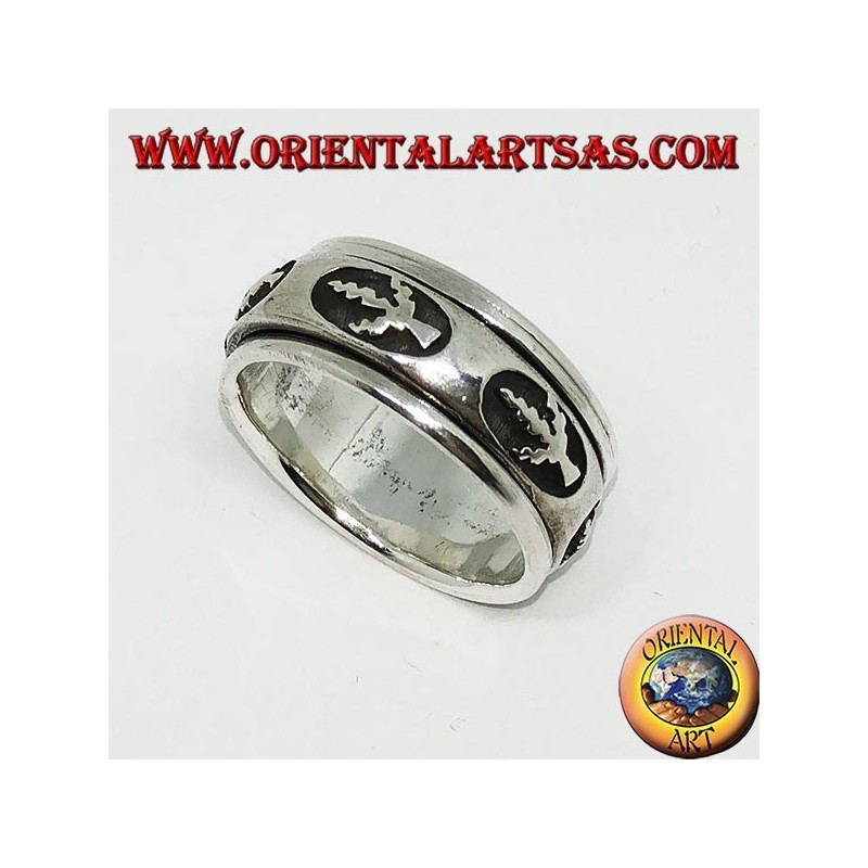 Ring in silberfarbenem Antistressring mit Blatt mit tiefem Relief