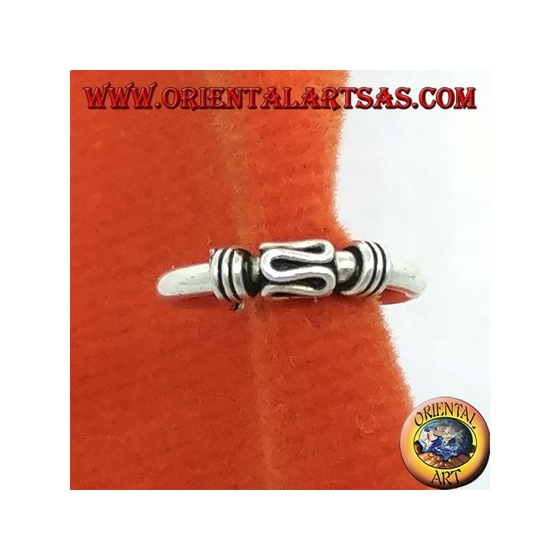 Ear Cuff in silver, earring with a circle worked with spiral in the center