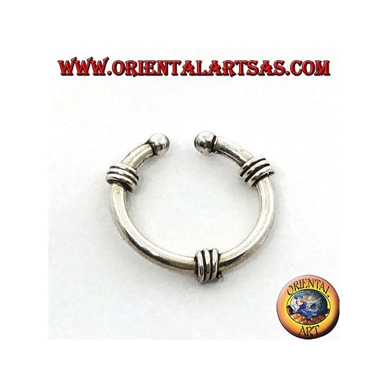 Ear Cuff en plata, pendiente de aro trabajado con tres espirales