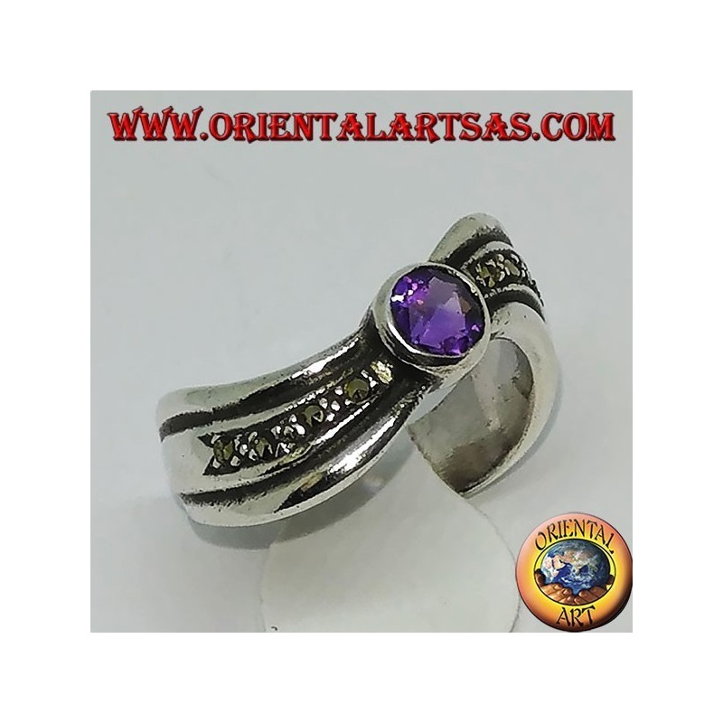 Anillo en plata argento 925 ondulado con marcasita y amatista natural redondeada.