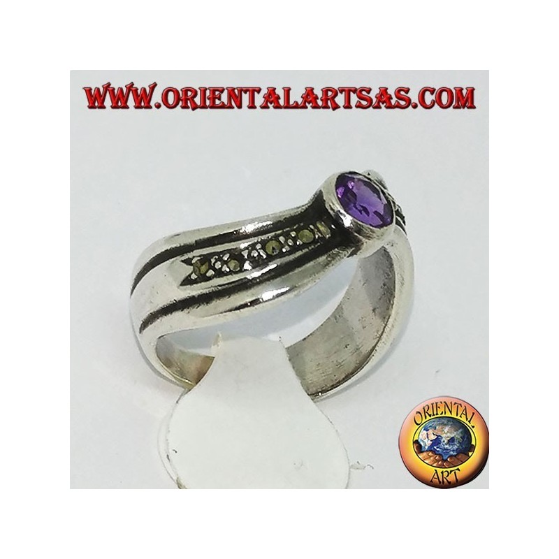 Anillo en plata argento 925 ondulado con marcasita y amatista natural redondeada.