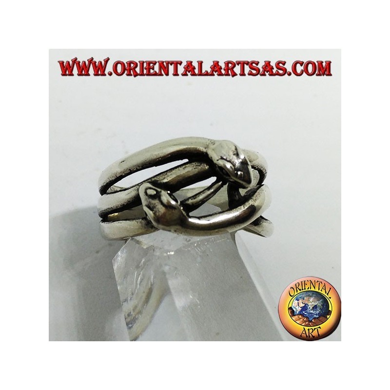 Silver ring with two snakes that are courted, in love