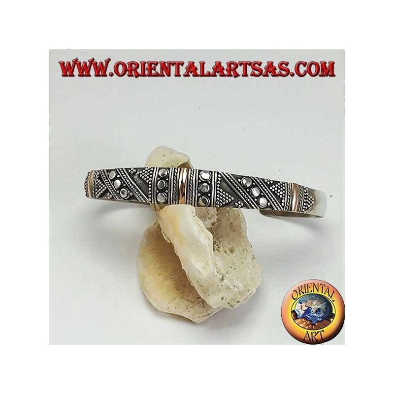 Silberarmband mit 3 Platten aus 14 Karat Gold und handgefertigten Nieten