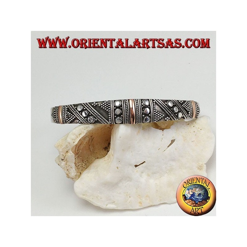 Silberarmband mit 3 Platten aus 14 Karat Gold und handgefertigten Nieten