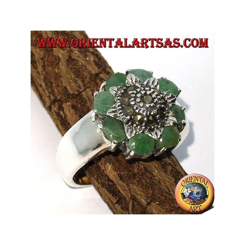 Silver ring with central flower and marcasites surrounded by 8 natural emeralds