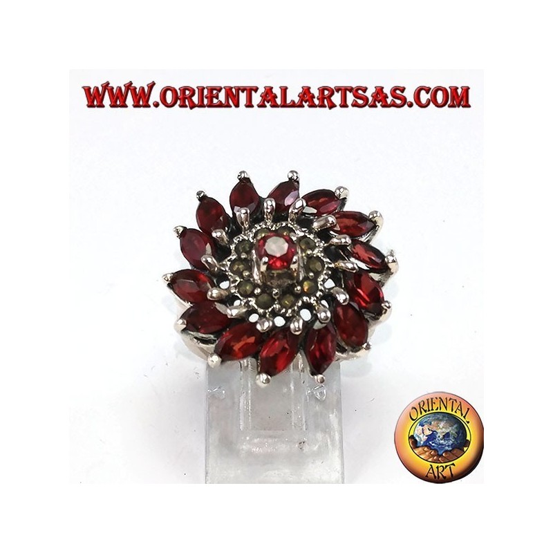 Round pinwheel ring in silver with 14 natural garnet beads