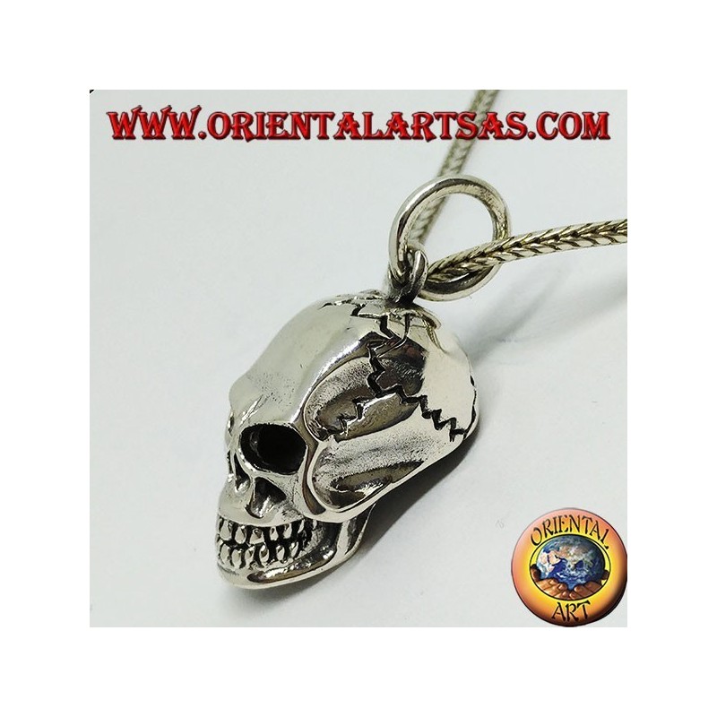 Pendentif en argent en forme de crâne, homo sapiens